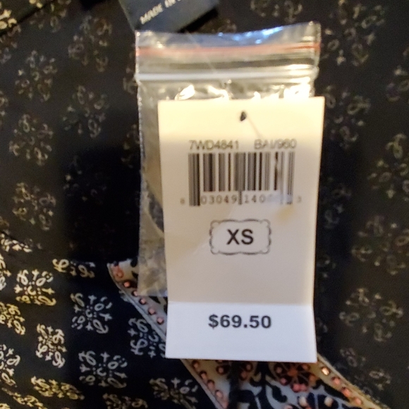 NWT Lucky Brand Top - Picture 4 of 4